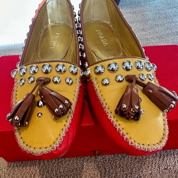 ☀️Prada Studded Moccasins / Loafers  - Size 39 - Worn Once Excellent Condition☀️ - Picture 1 of 9